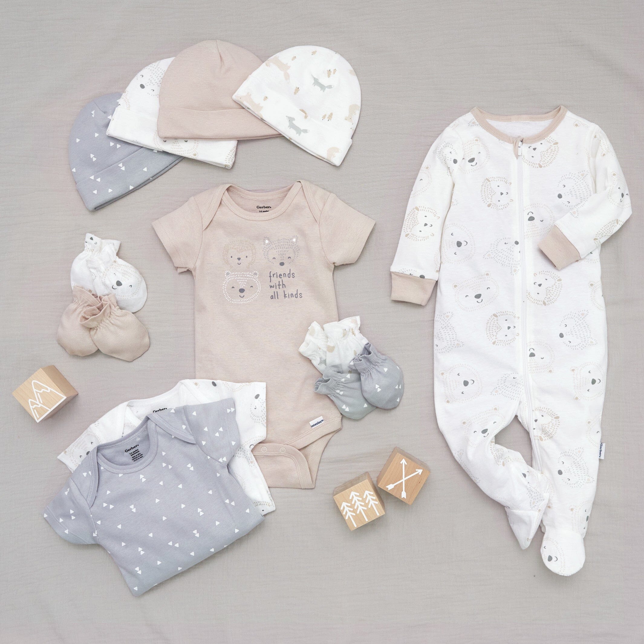 Fashion baby layettes to