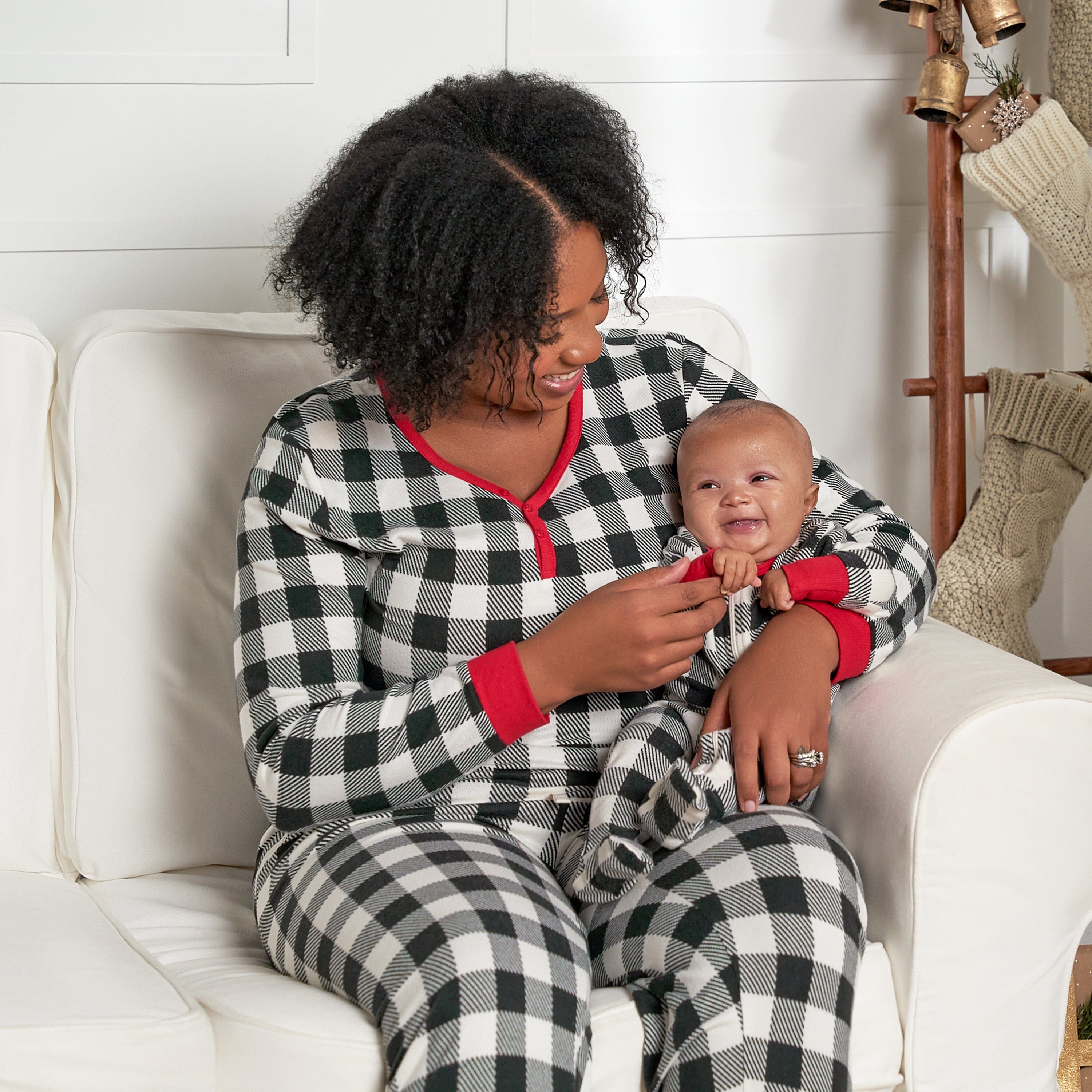 2 Piece Women s Buffalo Plaid Hacci Pajama Set Gerber Childrenswear