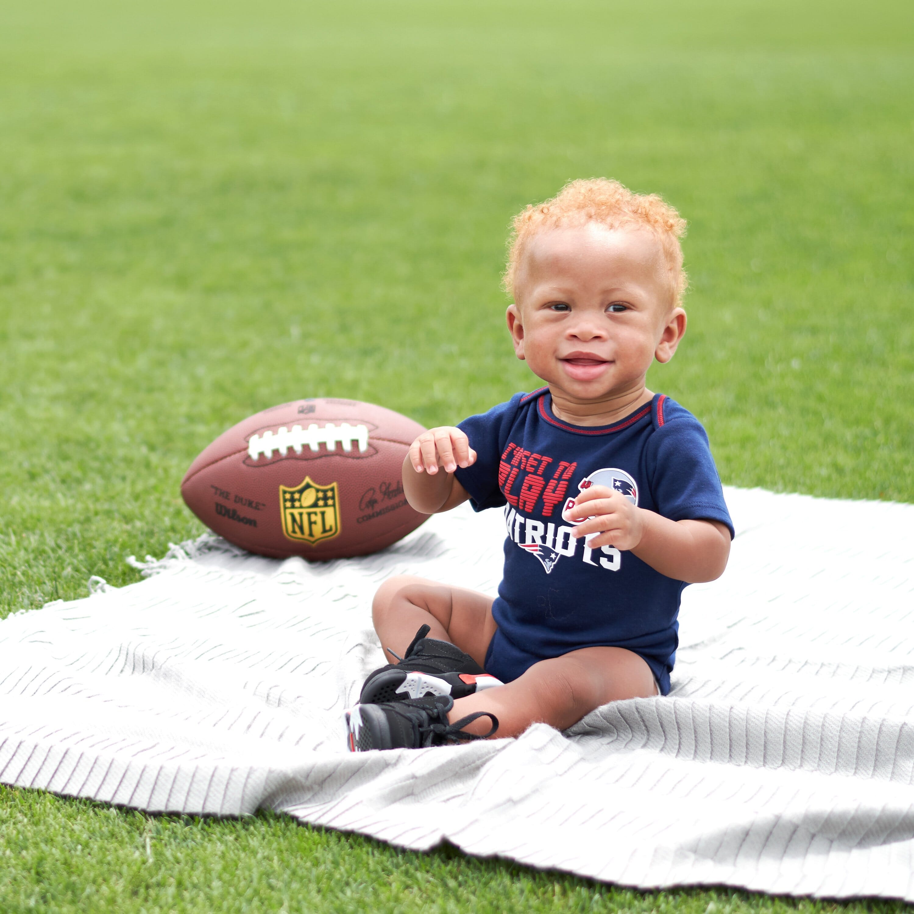 Patriots baby girl clearance outfit