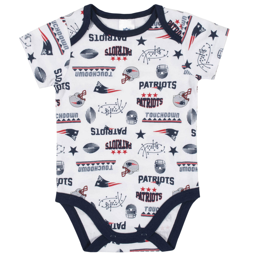 New England Patriots 3-Piece Baby Boys Bodysuit, Bib, and Cap Set-Gerber Childrenswear